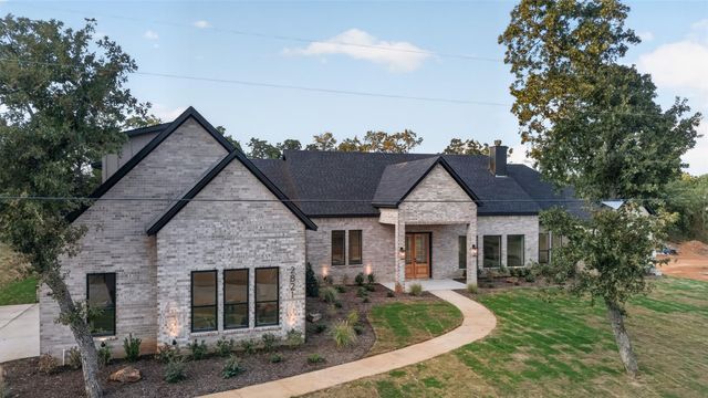 2821 Private Access Rd #73107 — Sherwood Frst Est Add