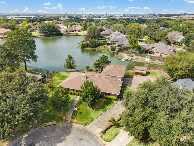 4813 Woodcreek Ct — Fossil Creek Trails Add