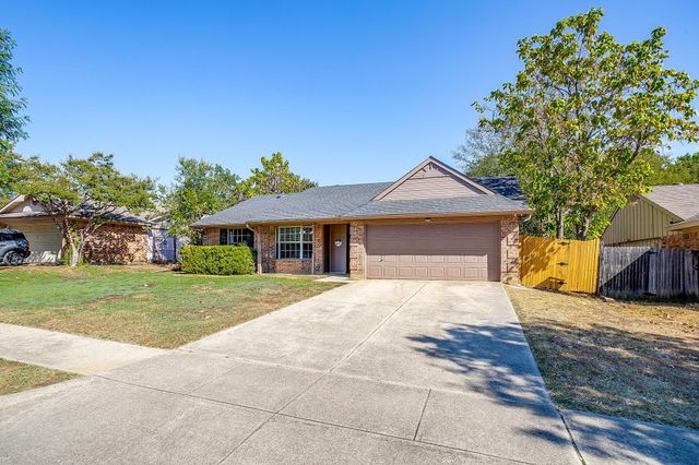 5921 Chisholm Trl — Trails Add