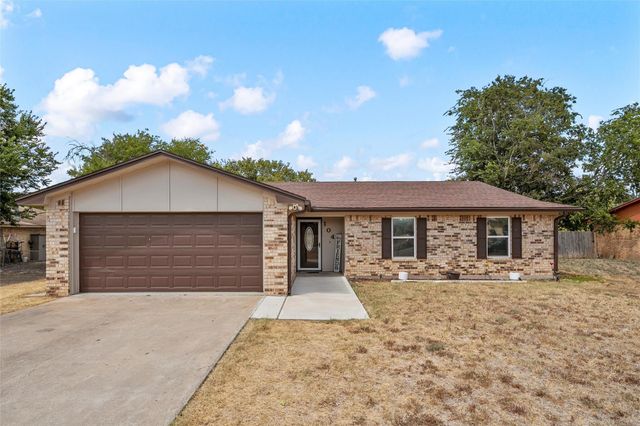 104 Russell Ln — May R L