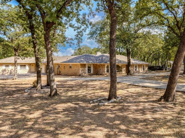 805 Belinda Dr — None