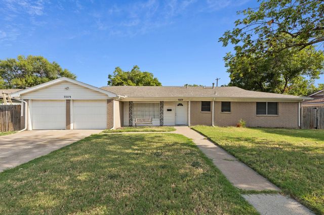 7009 Corona Dr — Snow Heights Addition