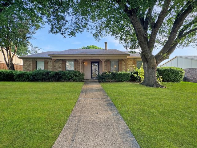 705 Priscilla — Western Hills Estates