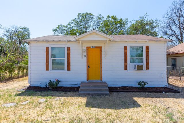 1617 Vogel St — North Park Add N 2