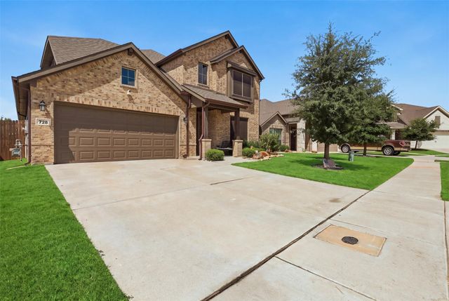 728 Ruellia St — Montclalre