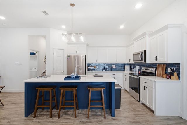 211 Clover Cir — Windmill Meadows Pc