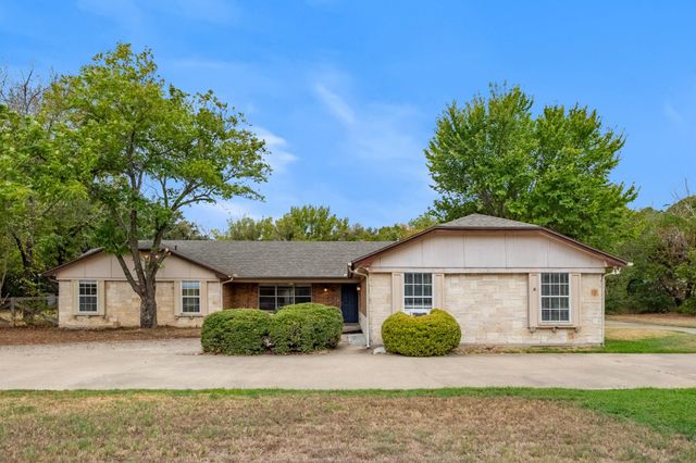 156 S Pearson — Elston