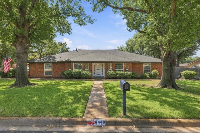 6440 Devonshire Dr — Diamond Loch Add