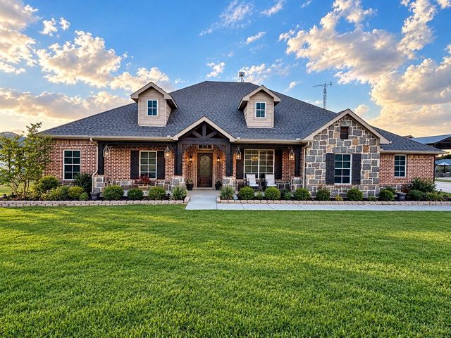 4515 County Road 494 — Hawkeye Ridge