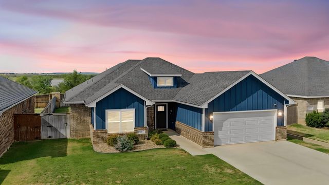 7420 Lake Ridge Pkwy — Carriage Hills Add
