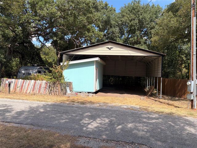 3837 Boquillas Cir — Indian Harbor Ph 18