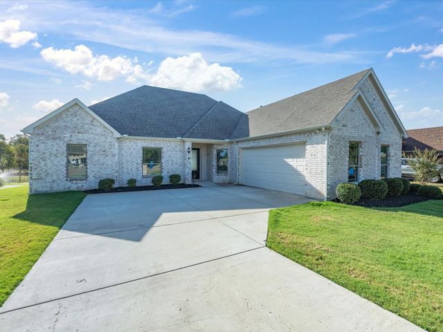 1301 Carnoustie Dr — Pinehurst Ph I