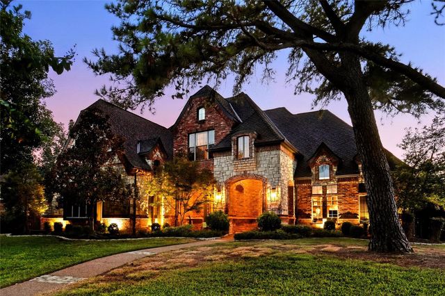 1804 Summit Ct — Oakmont Hills Add