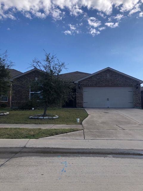 303 Soap Tree Dr — Cypress Bend 2