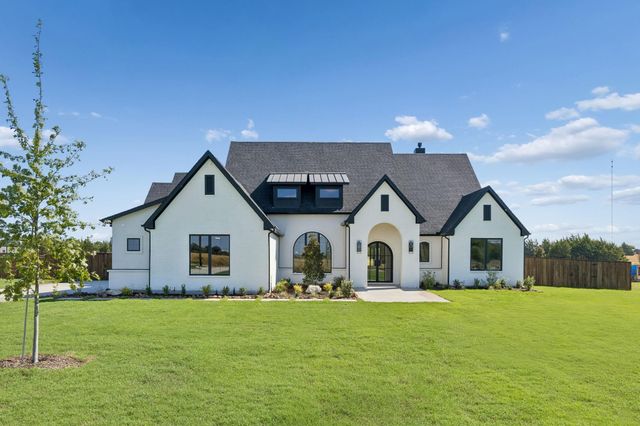 508 Robnett Rd — Chanteuse Manor
