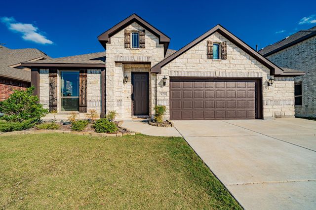 920 Bald Cypress Dr — Woodcreek Ph 2-D3