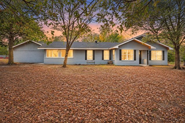 102 Old Pecan — None
