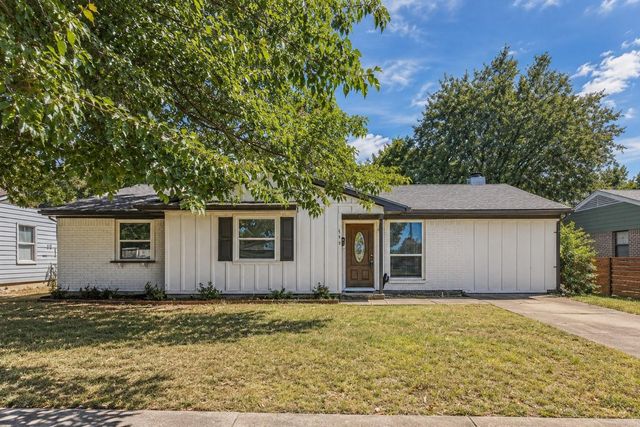 646 E Fairmeadows Dr — Fairmeadows 06