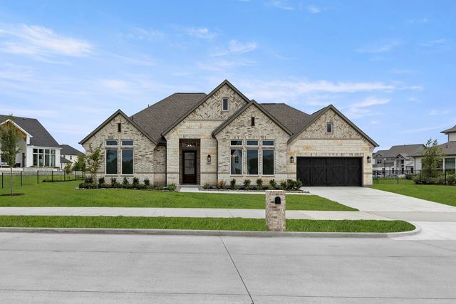 1217 Governors Blvd — Heath Golf & Yacht Club