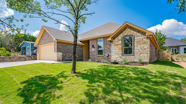 2714 Austin Dr — Canyon Creek
