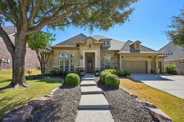 840 Butchart Dr — Whitley Place Ph 1