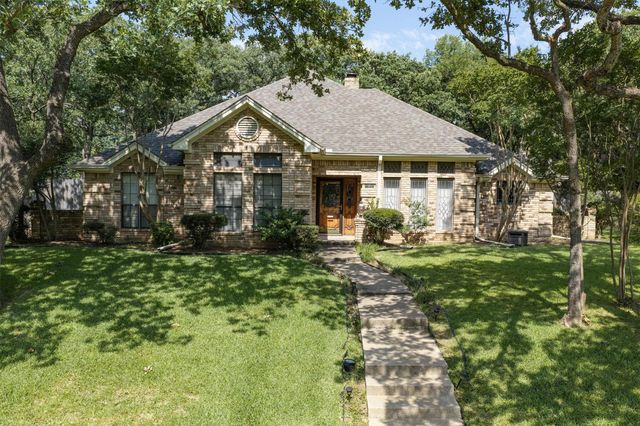 1142 Misty Oak Ln — Oak Bend Estates