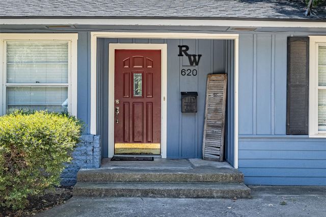 620 Denton Dr — Belaire 2nd Add