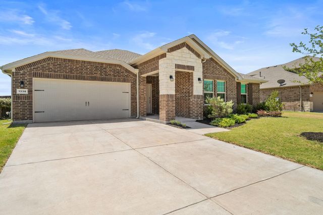 1338 Rolling Meadows Dr — Stonehill Ph 1