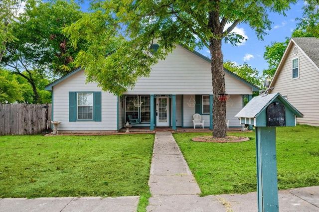 510 E Avenue F — M F Hawkins