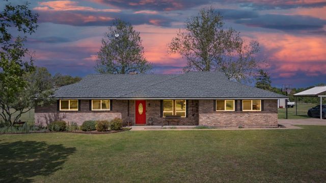 106 Vineyard St — Vineyard