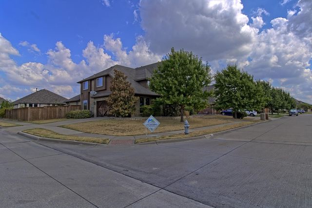 1952 Knoxbridge Rd — Devonshire Ph 1c