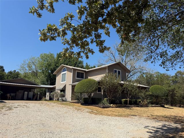 820 Forgotten Ln — Oakview Farms