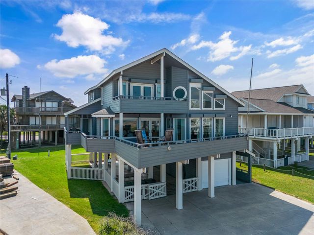 4239 Spoonbill Ln — Pirates Beach 6