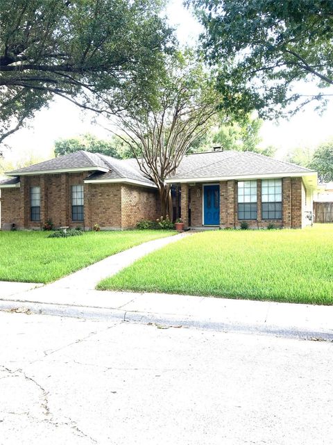 509 WISTERGLEN Dr — SOUTH MEADOWS
