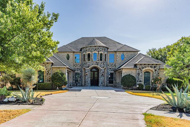 1552 Cypress Bend Dr — Lake Ridge Sec 08