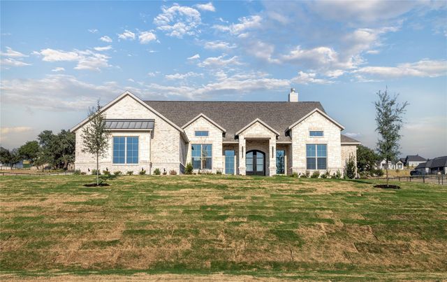 708 Burr Oak Ln — Vintage Oaks