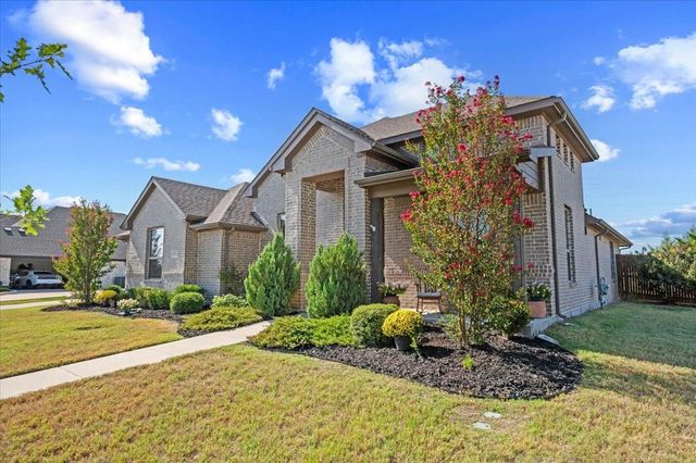 136 Sapphire Ln — Sandstone Ranch Ph II