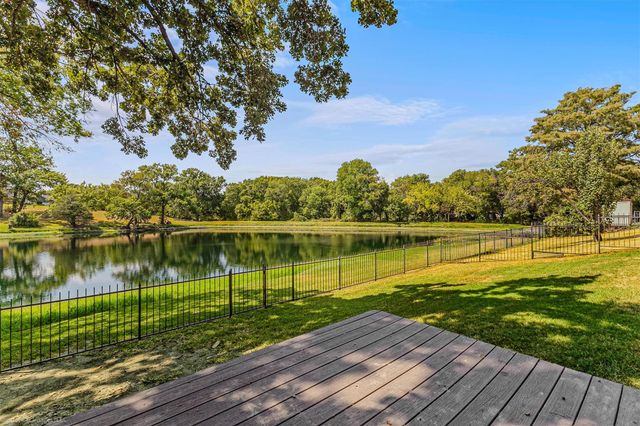 208 Lionhart Pl — Chandlers Landing #15 Replat-2