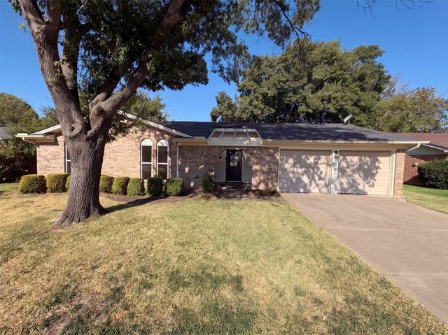 2209 Mountainview Dr — Chisolm Park Estates