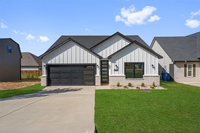 5614 San Jacinto Dr — Canyon Creek V