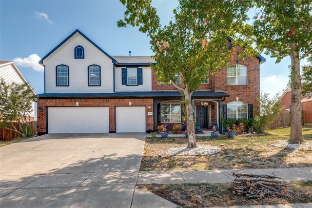 2107 Songbird Dr — Amber Fields Windmill Farms P