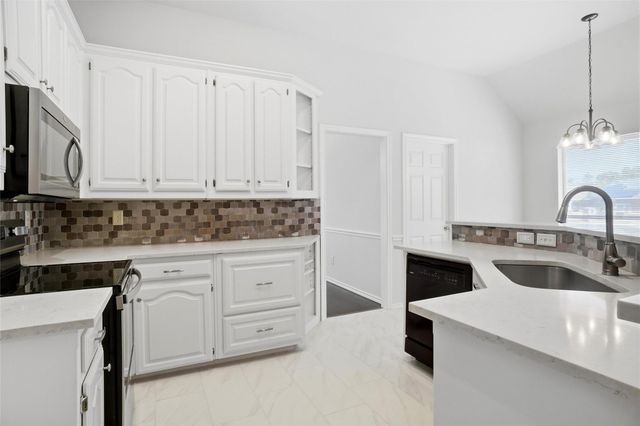 221 Brazil Dr — Woodbridge 1st Install Add