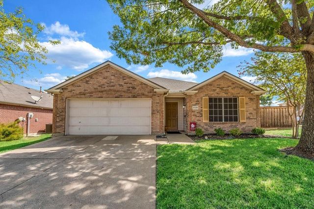 1320 Periwinkle Dr — Sage Creek North