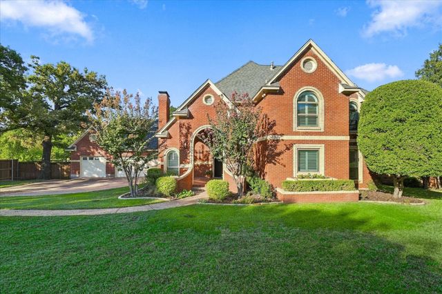 82 Remington Dr W — Highland Shores Ph 2b