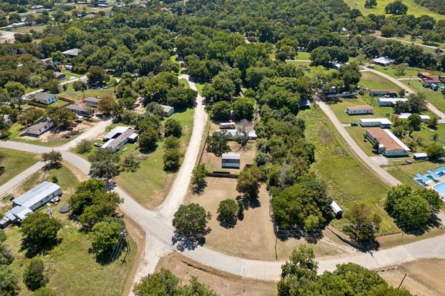5411 S Oklahoma Trl — Lake Granbury Harbor
