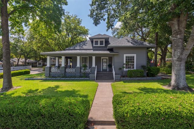 401 W Lee — McCalls