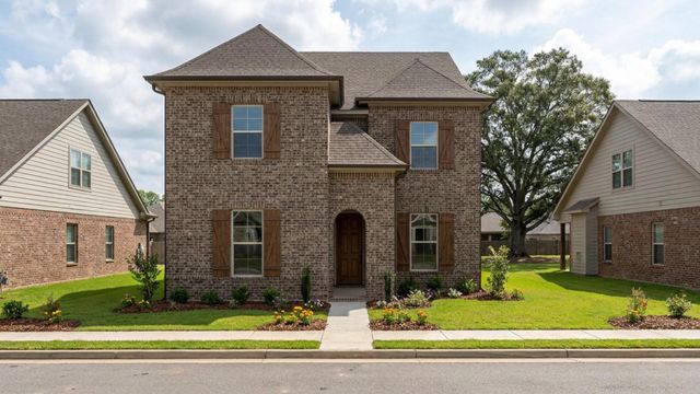 1432 Clare Ct — Hillside Village