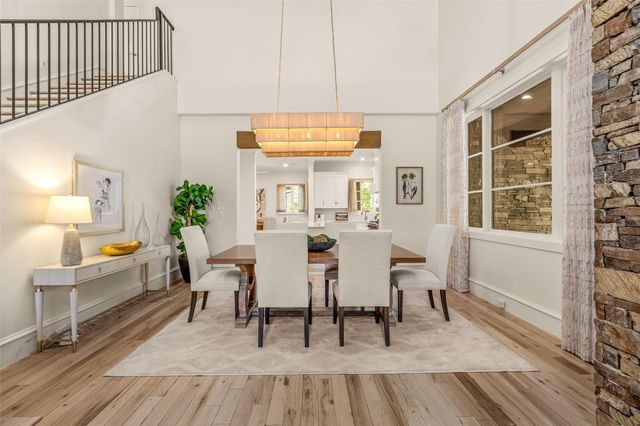 2215 King Fisher Dr — Vaquero Residential Add