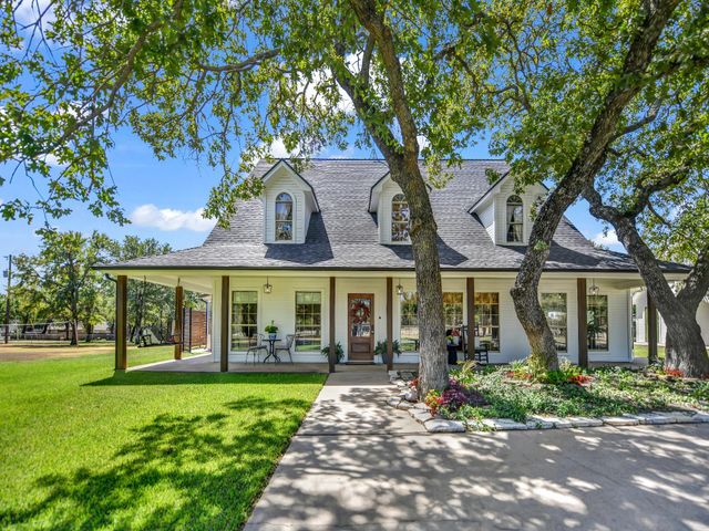 105 Mariah Dr — Southwinds 01