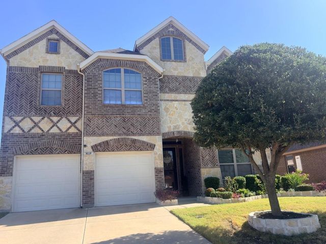 252 Arbury Dr — Forney